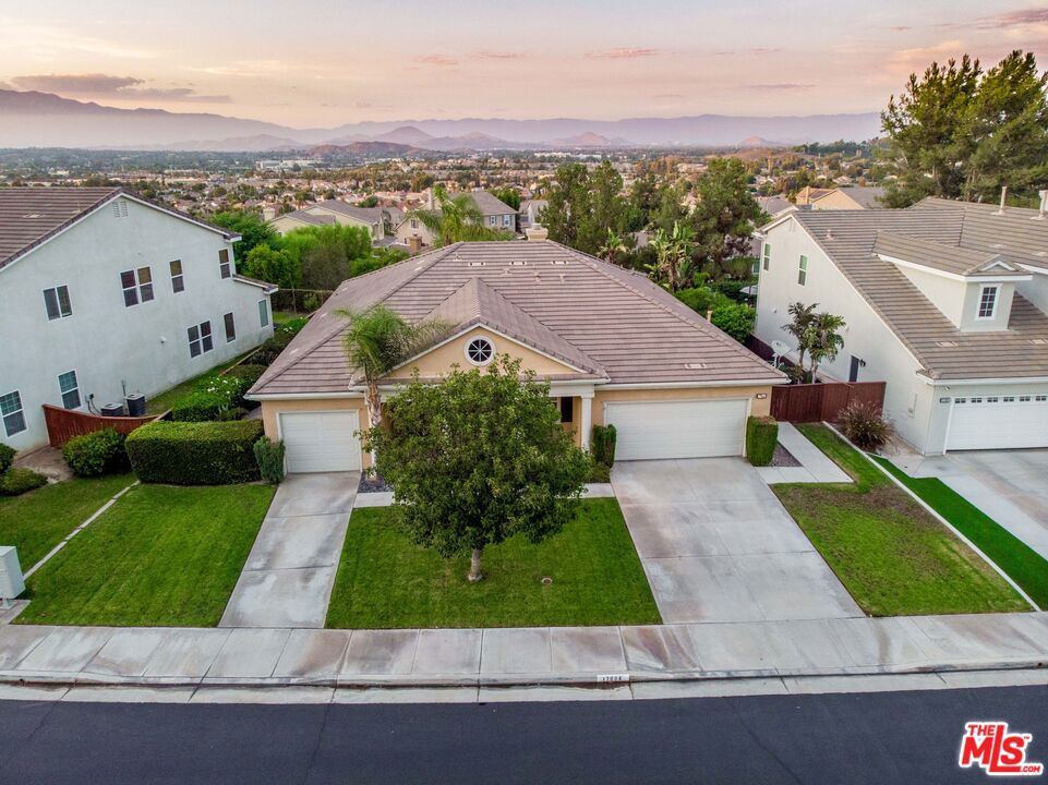 MLS #25600273 image #1