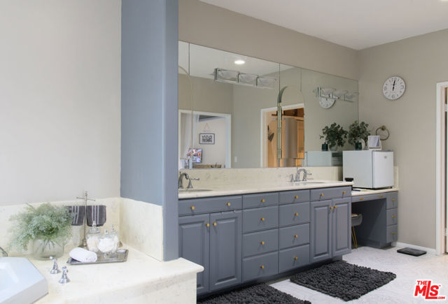 MLS #25600383 image #45