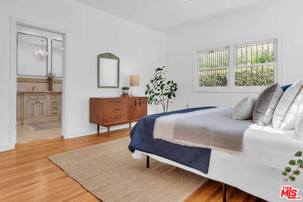 MLS #25600633 image #19