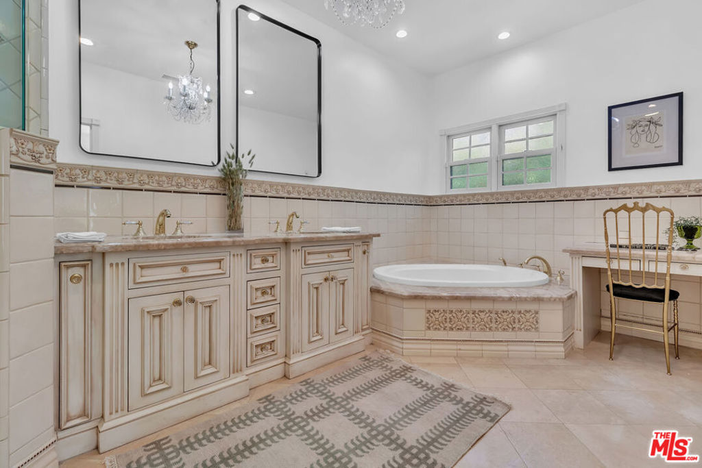 MLS #25600633 image #20