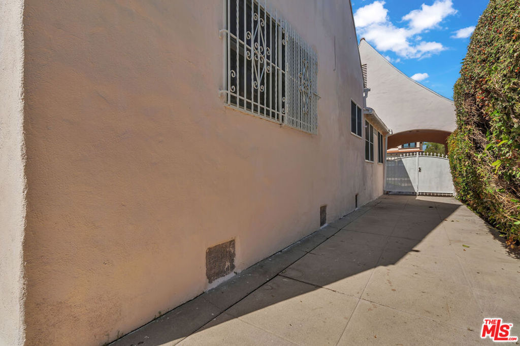 MLS #25600633 image #42