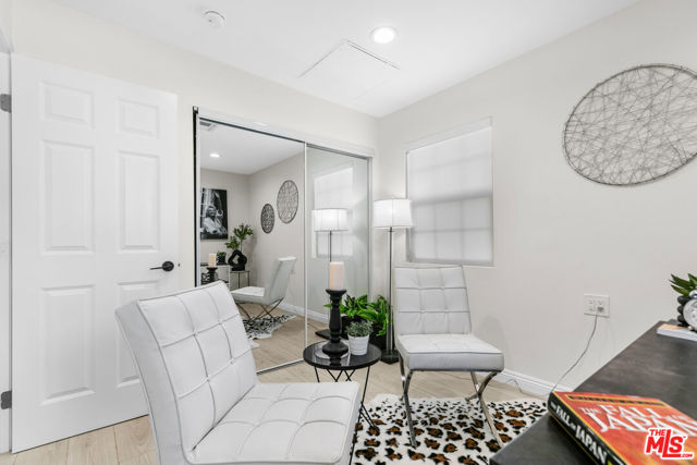 MLS #25600921 image #21