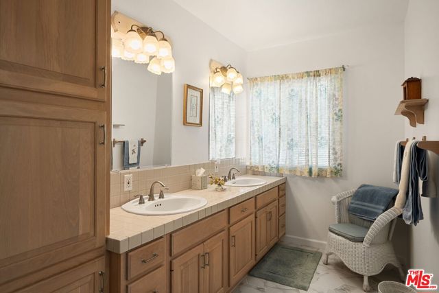 MLS #25601043 image #35