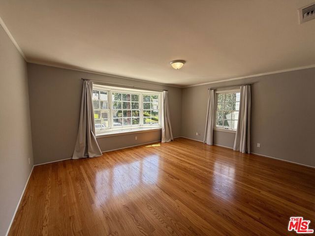 MLS #25601057 image #2