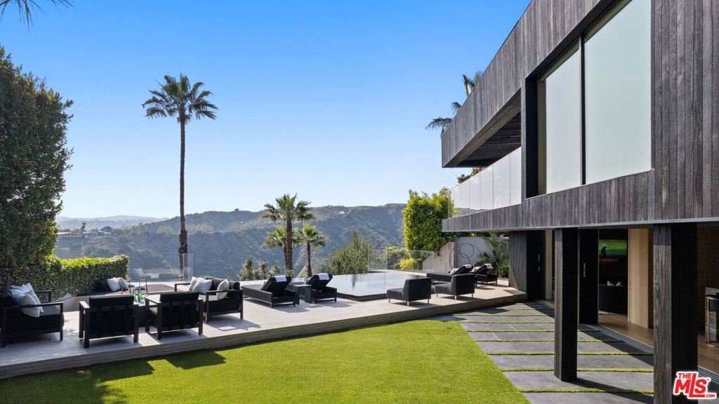 MLS #25601267 image #14