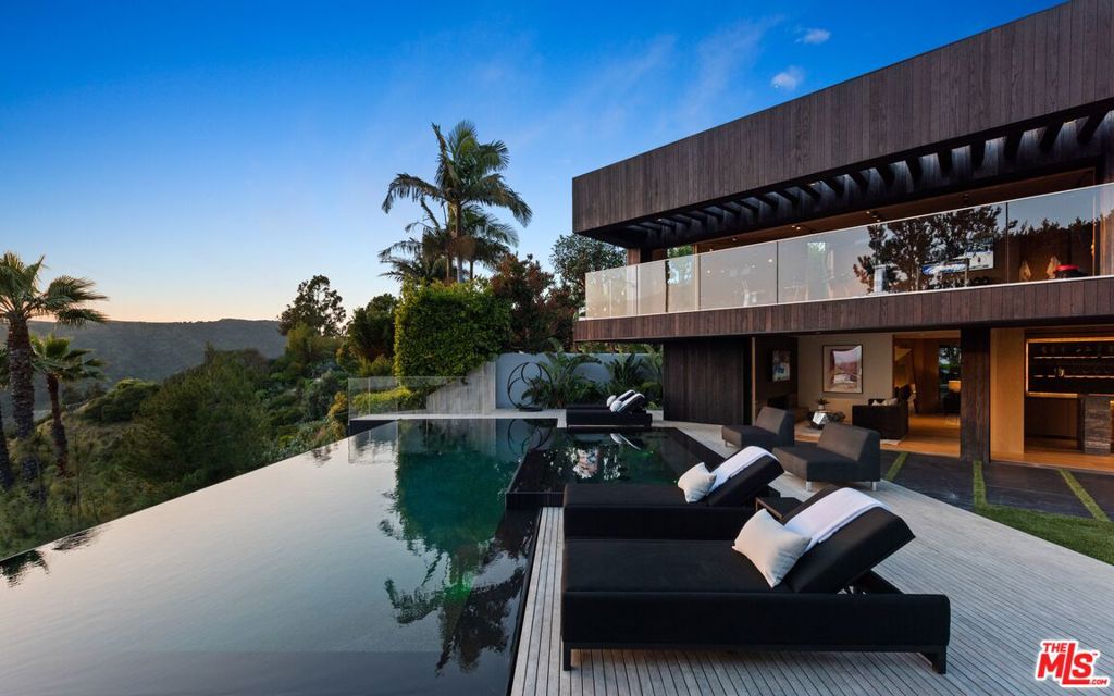 MLS #25601267 image #16