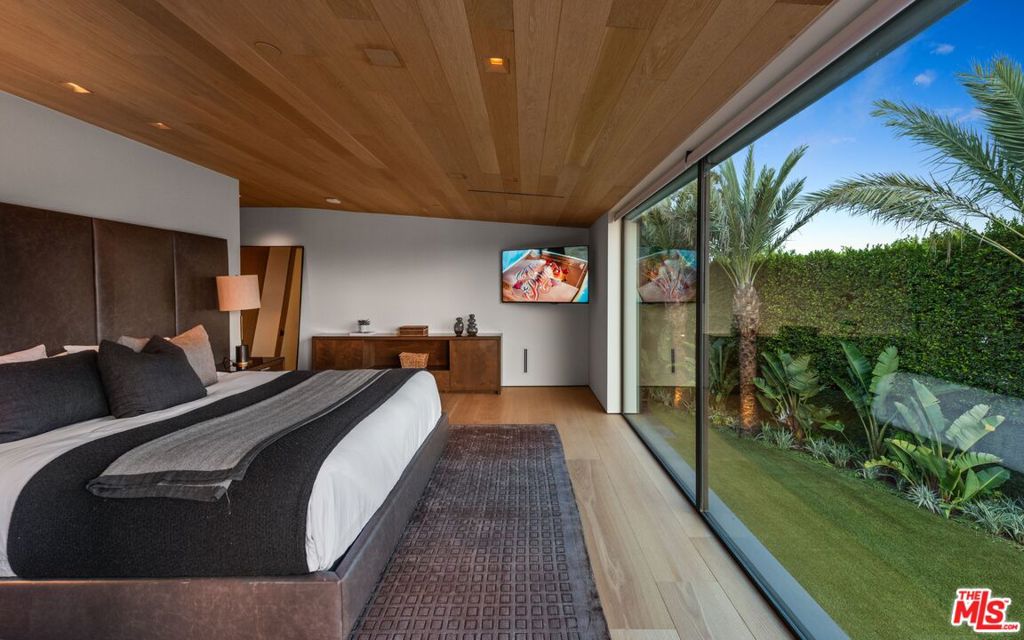 MLS #25601267 image #32