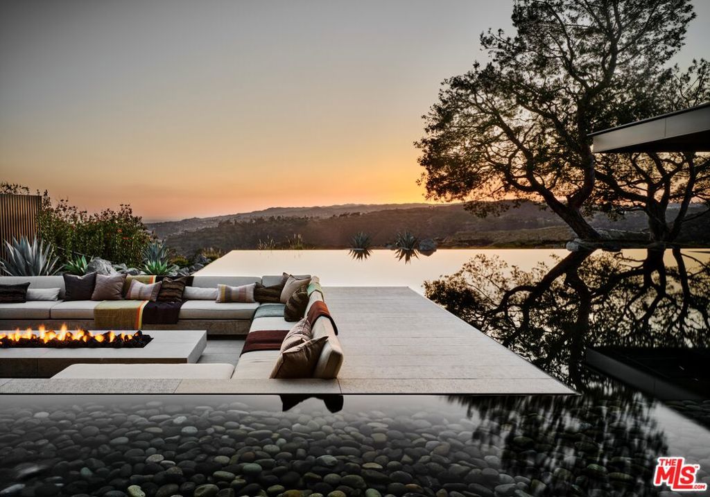 MLS #25601345 image #1