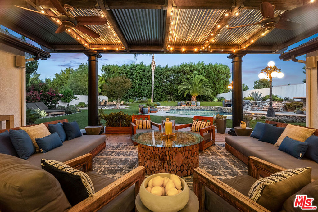 MLS #25601385 image #1