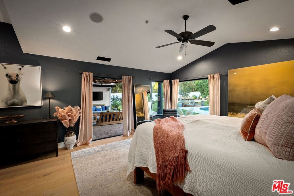 MLS #25601385 image #14