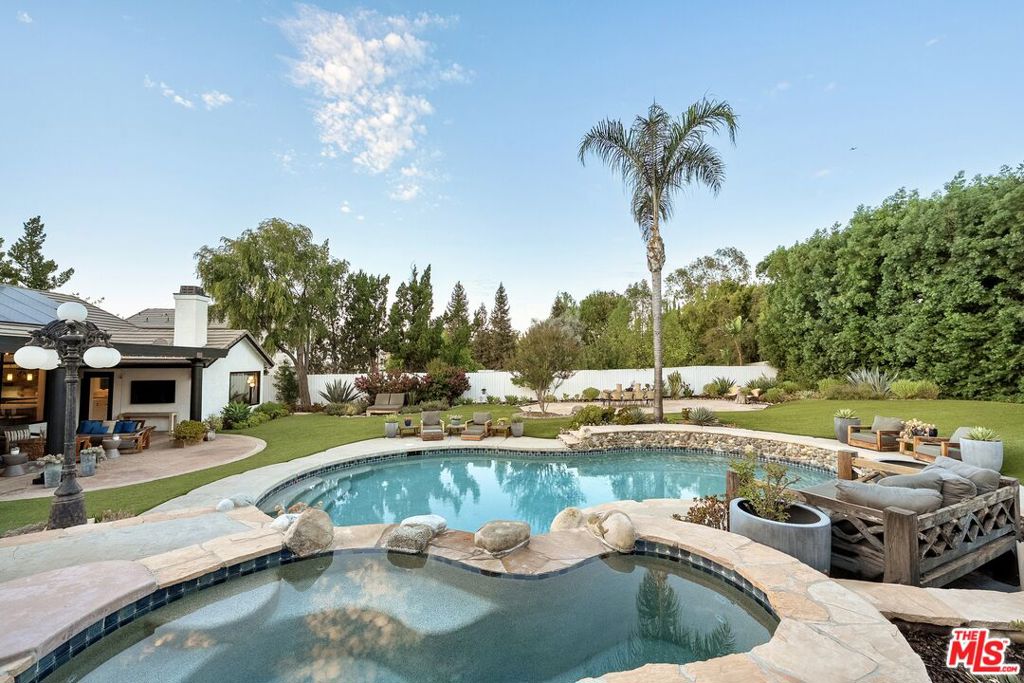 MLS #25601385 image #25