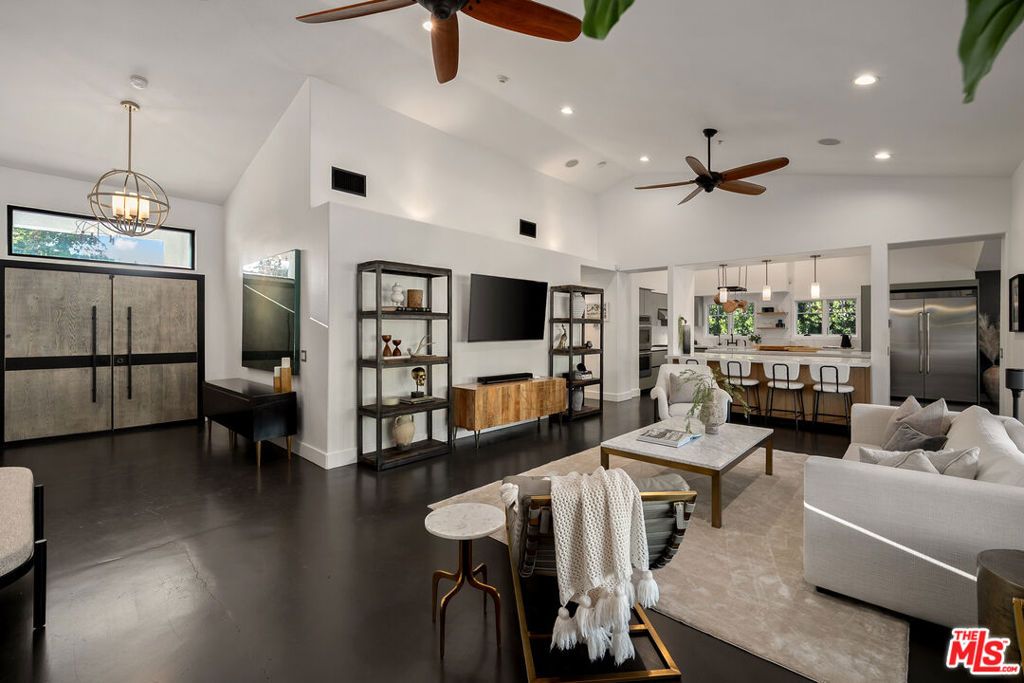 MLS #25601385 image #5