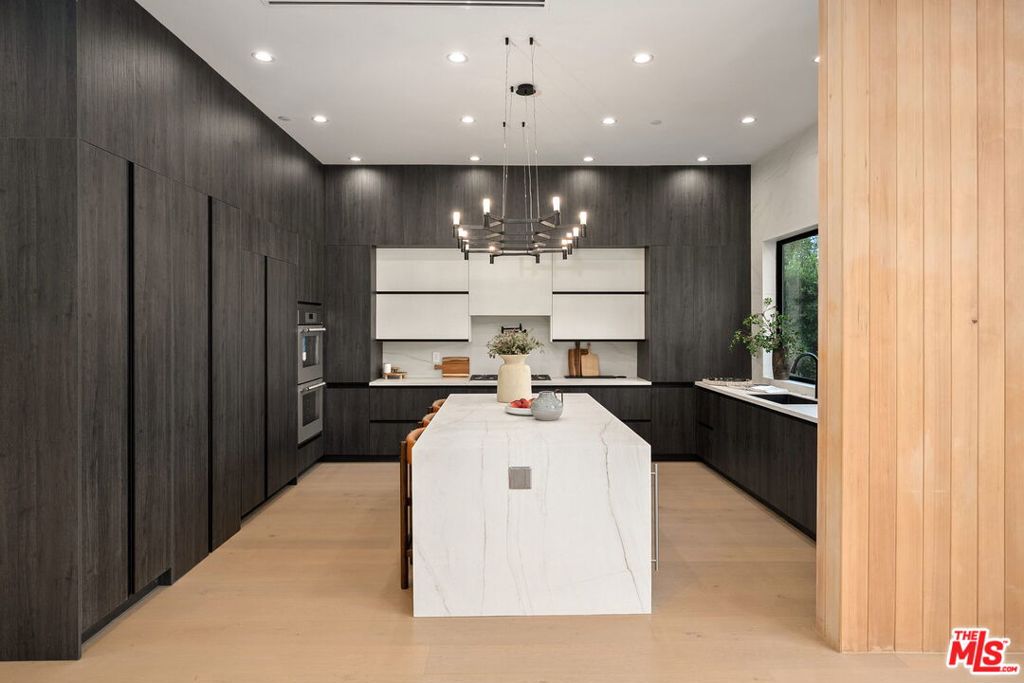 MLS #25602085 image #13