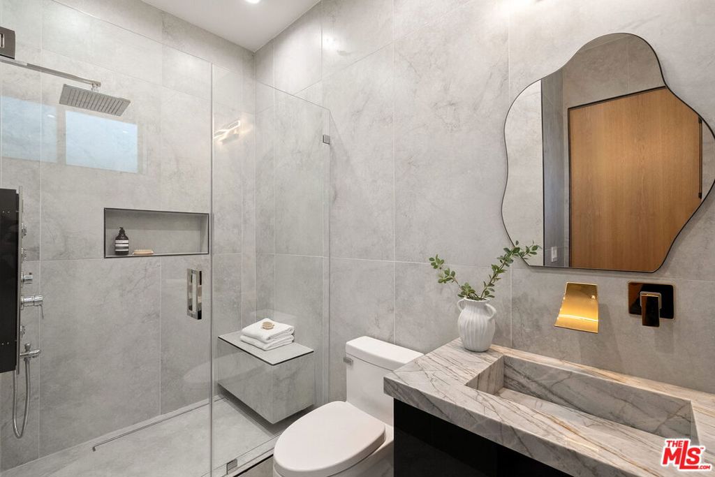 MLS #25602085 image #17