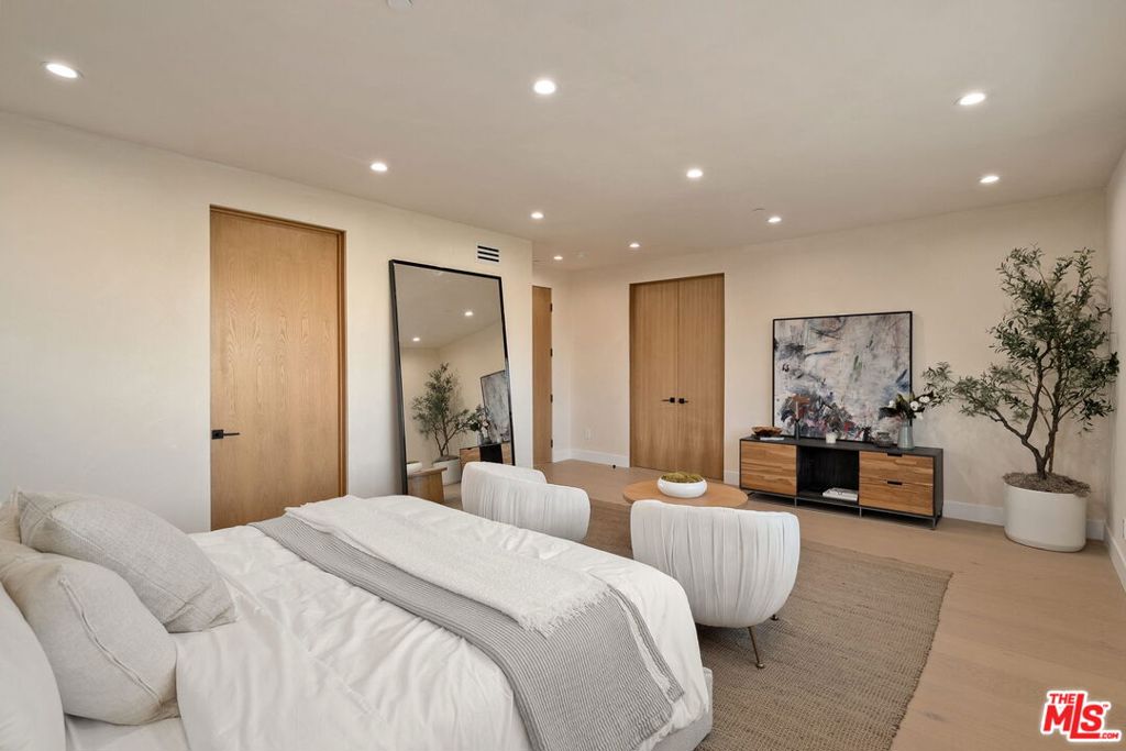 MLS #25602085 image #20