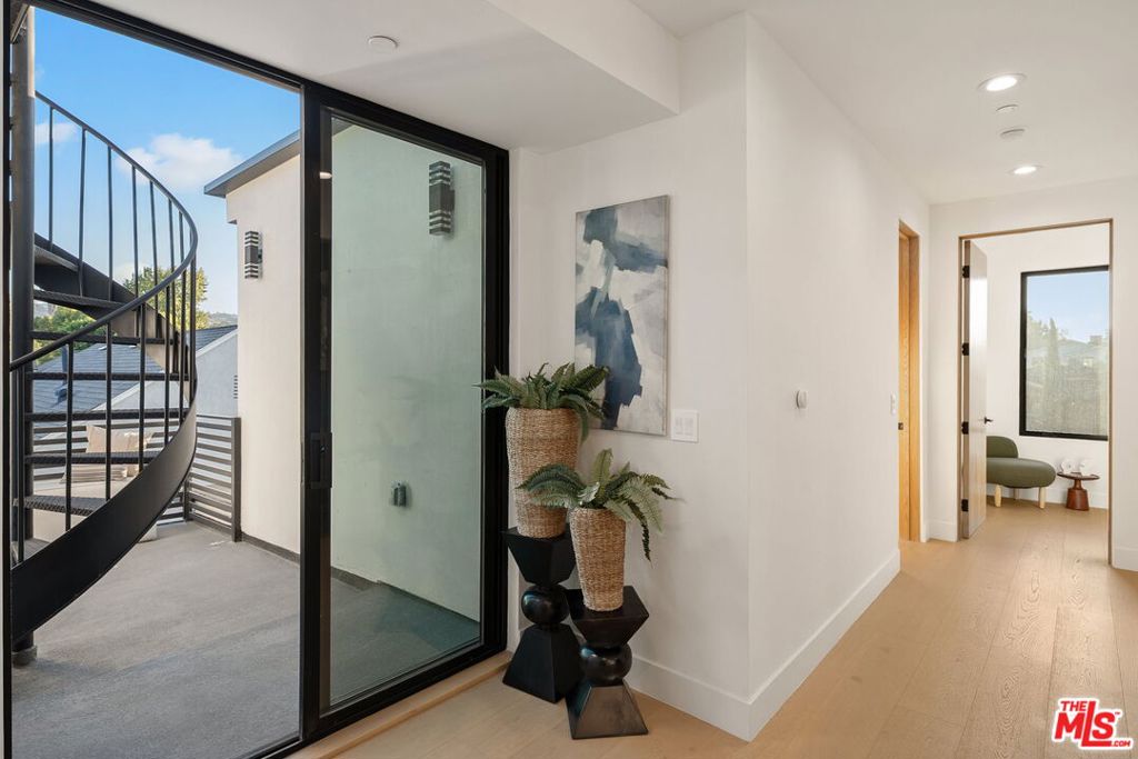 MLS #25602085 image #32