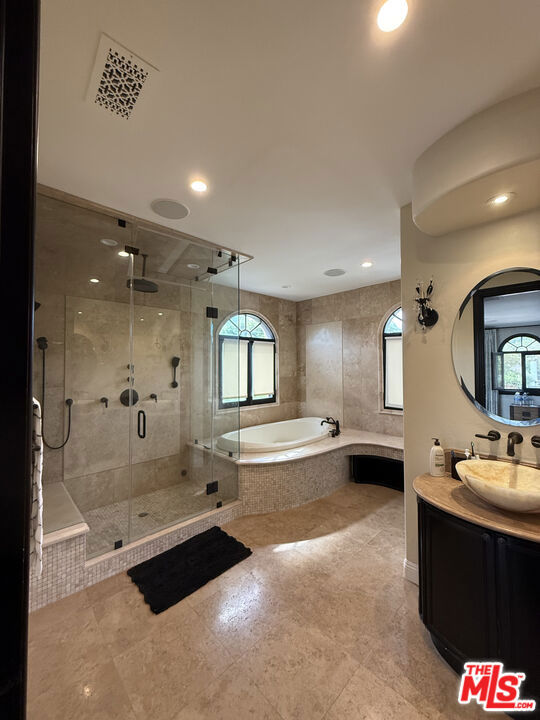 MLS #25602397 image #17