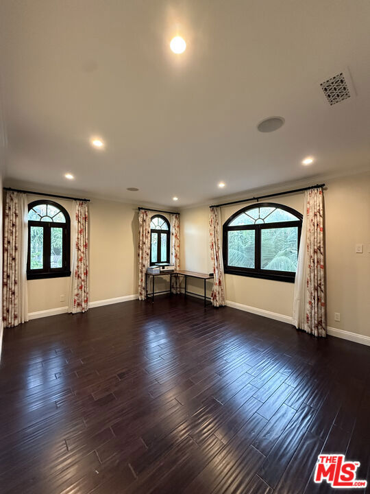 MLS #25602397 image #20