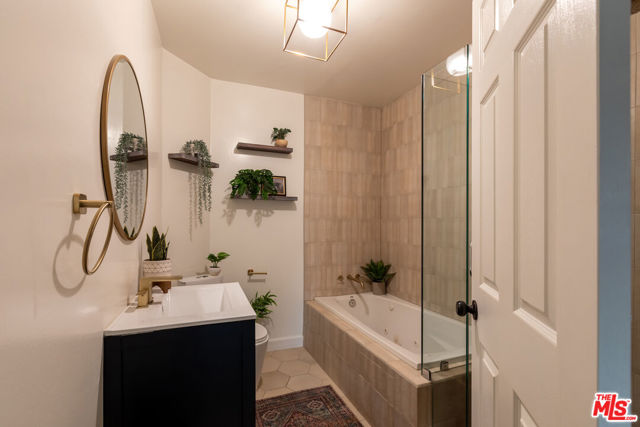 MLS #25602497 image #19