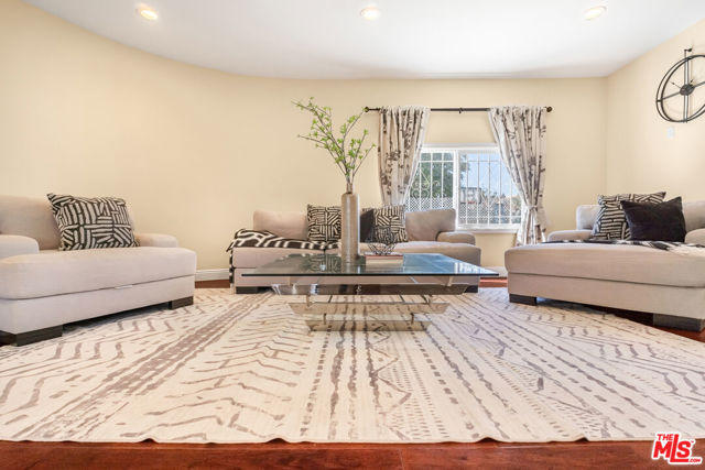 MLS #25602719 image #22