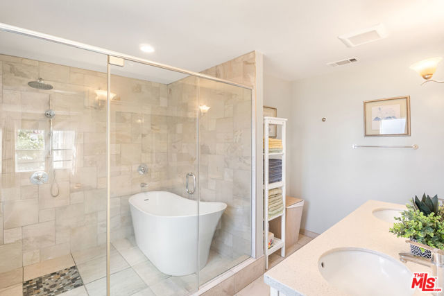 MLS #25602719 image #52