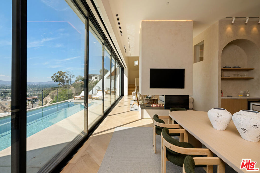 MLS #25602813 image #22