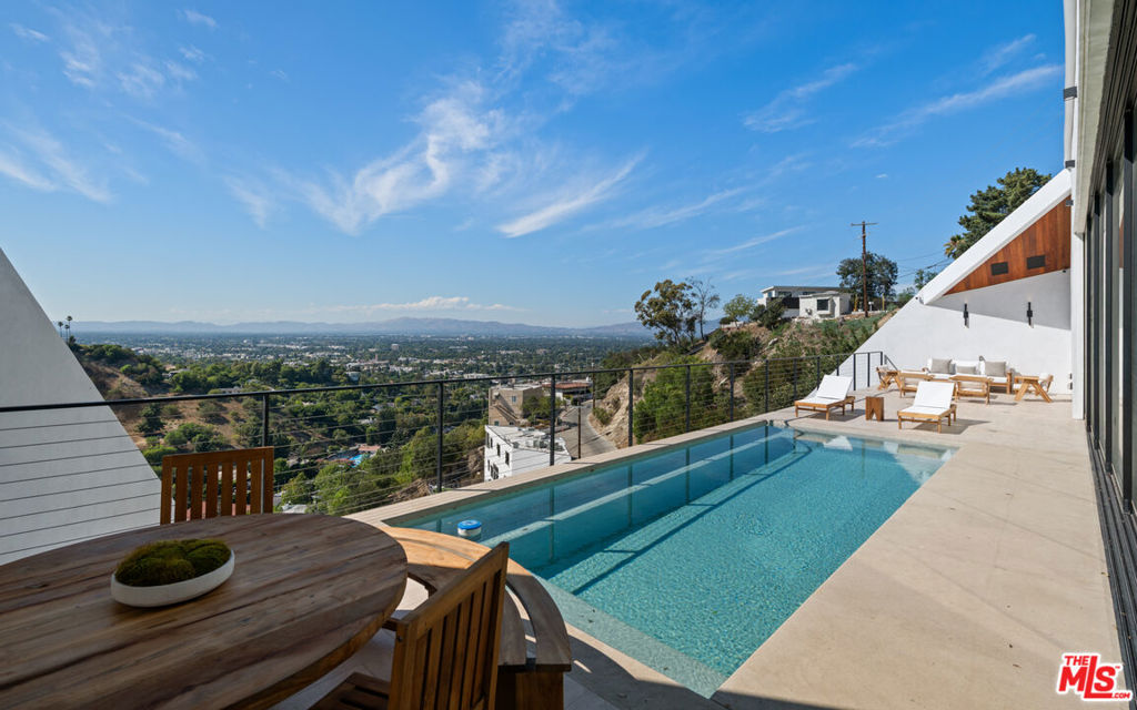 MLS #25602813 image #23