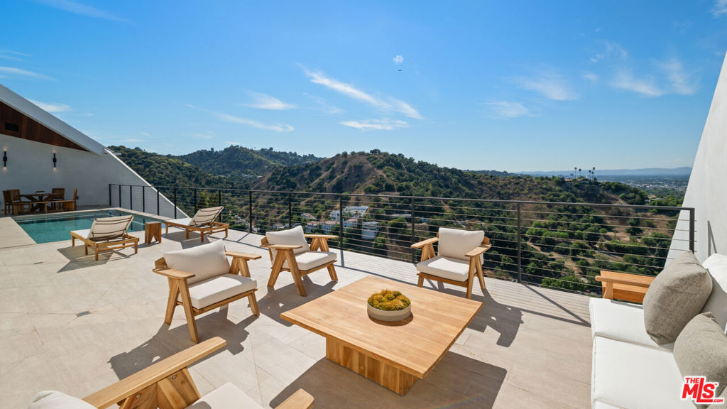 MLS #25602813 image #25