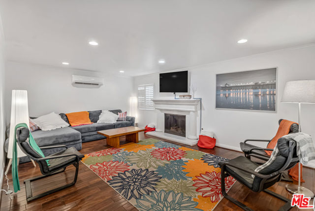 MLS #25603087 image #3