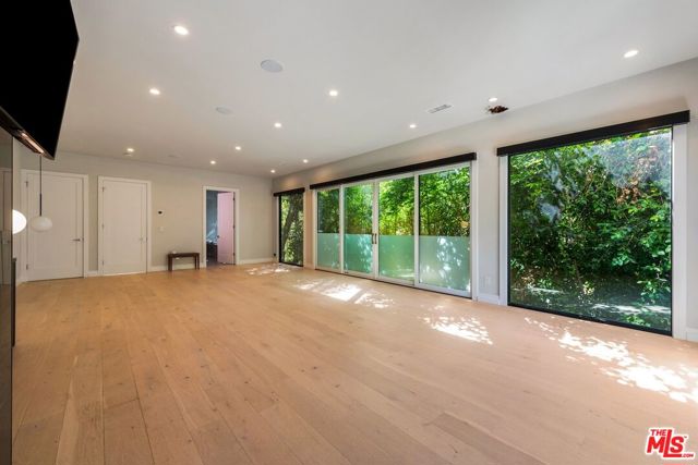 MLS #25603275 image #16