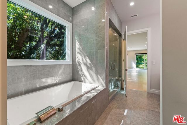 MLS #25603275 image #19