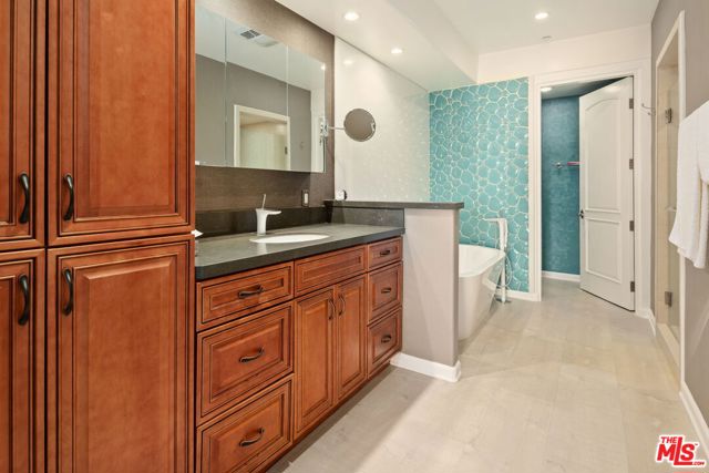 MLS #25603385 image #15