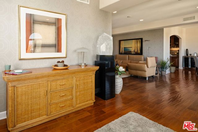 MLS #25603385 image #4