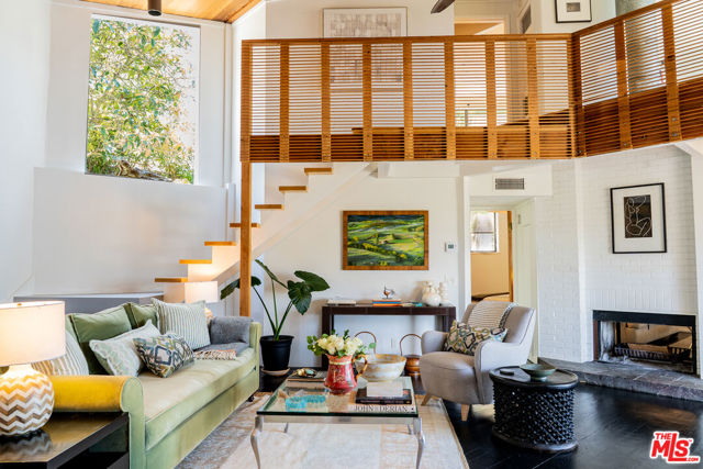 MLS #25603825 image #1