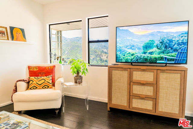 MLS #25603825 image #12