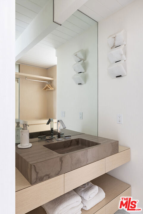 MLS #25604411 image #30