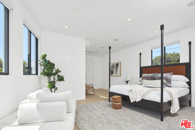 MLS #25604607 image #22