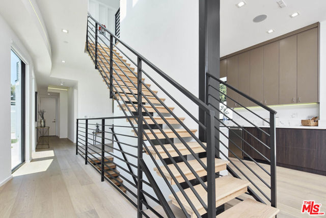 MLS #25604607 image #9