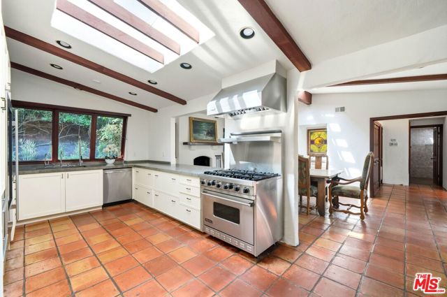 MLS #25605117 image #12