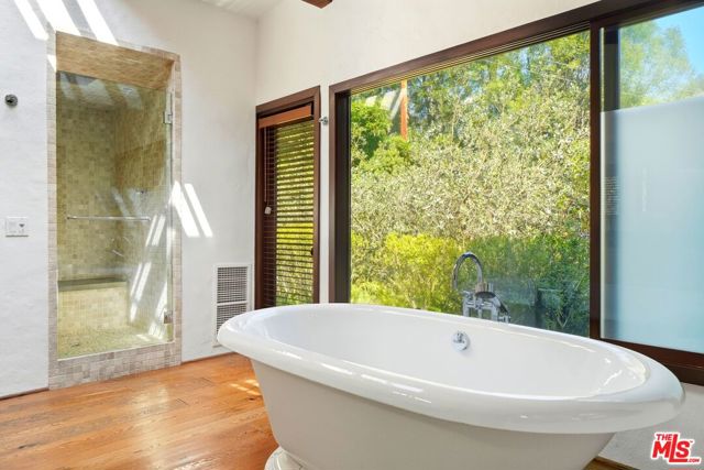 MLS #25605117 image #21