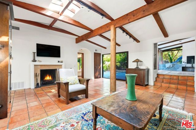 MLS #25605117 image #5