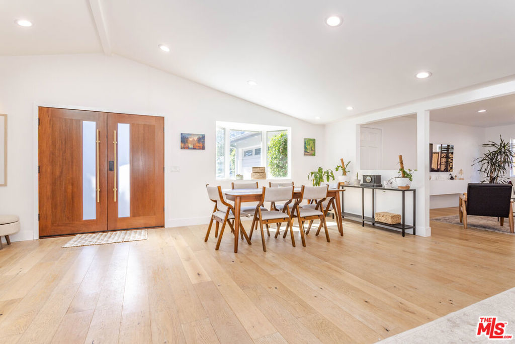 MLS #25605451 image #16