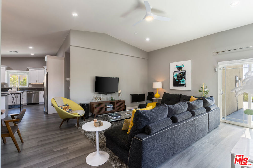 MLS #25605869 image #2