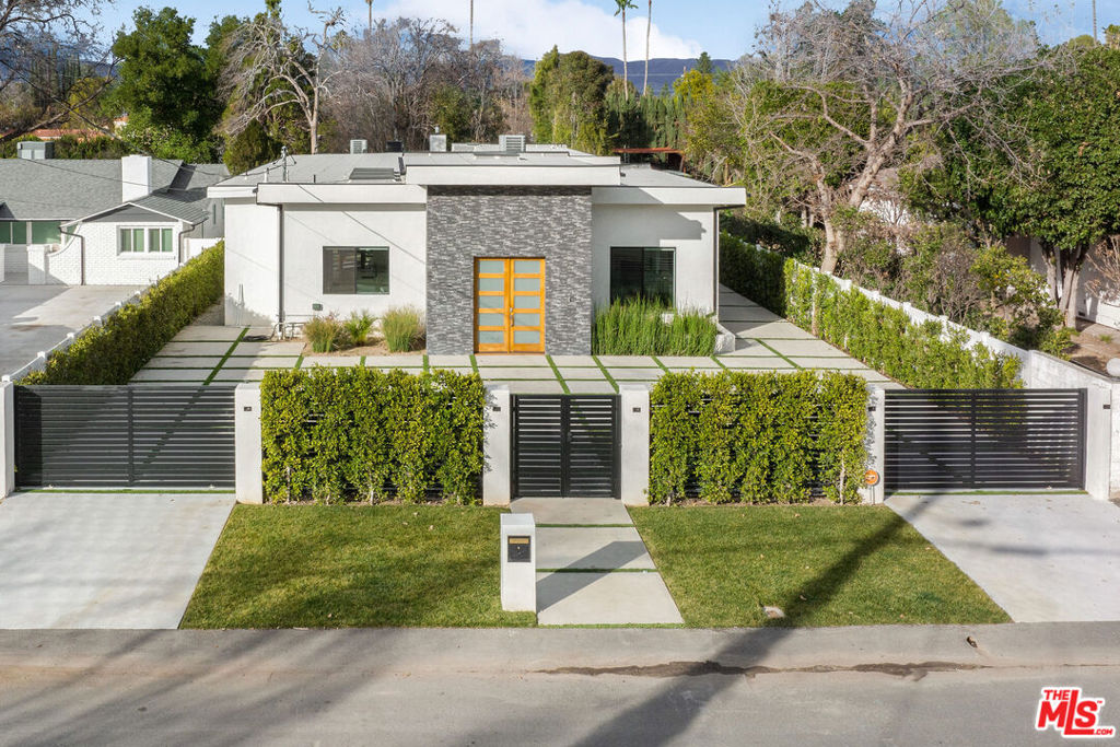 MLS #25606095 image #1