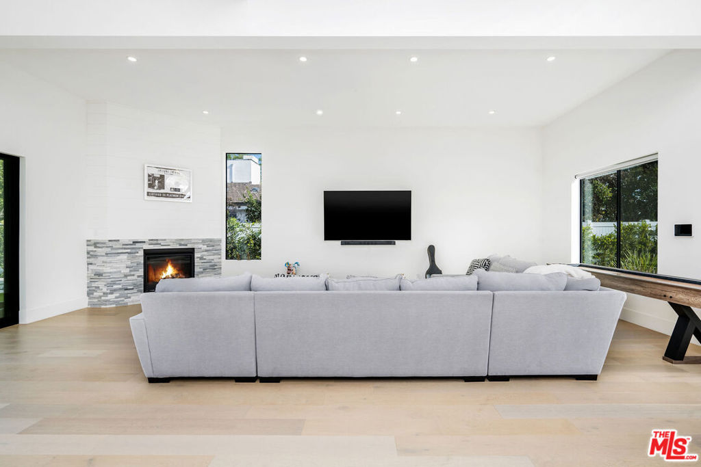 MLS #25606095 image #12