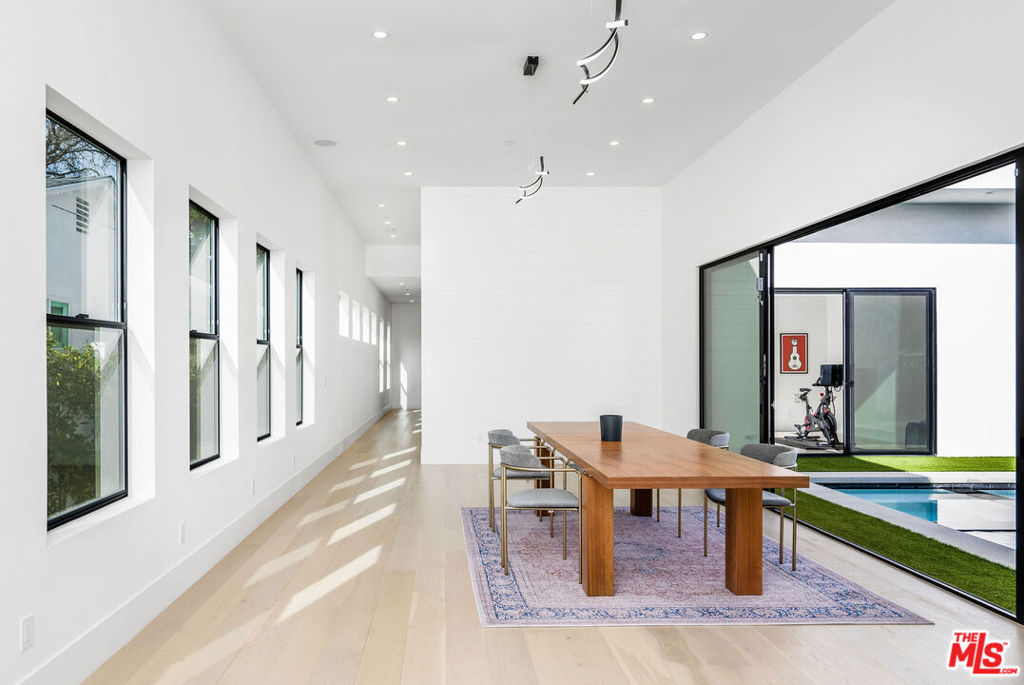 MLS #25606095 image #24