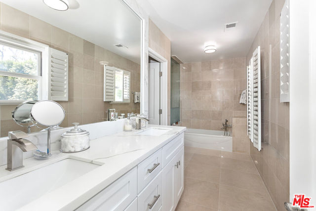 MLS #25606435 image #18