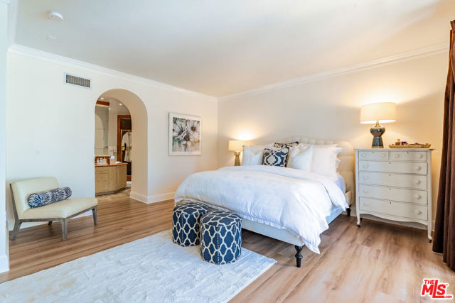 MLS #25606683 image #14