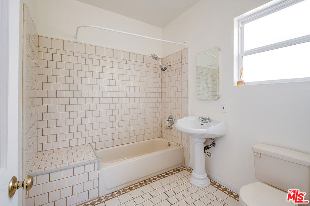 MLS #25607321 image #15