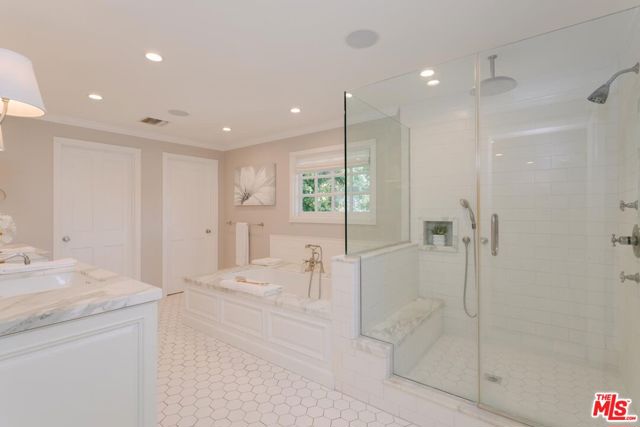 MLS #25607617 image #34